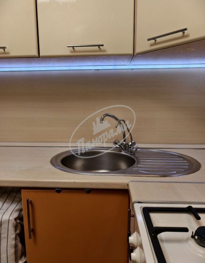 Продается квартира. Калуга, Труда ул, 28 Продается квартира. Калуга, Труда ул, 28