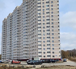 Продается квартира. Калуга, Солнечный б-р, 18 