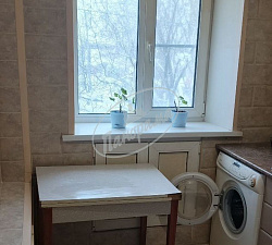 Продается квартира. Калуга, 5 Линия ул, 1к2 